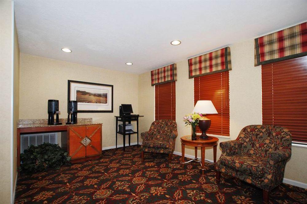 Hawthorn Suites Dayton South Майамисберг Экстерьер фото
