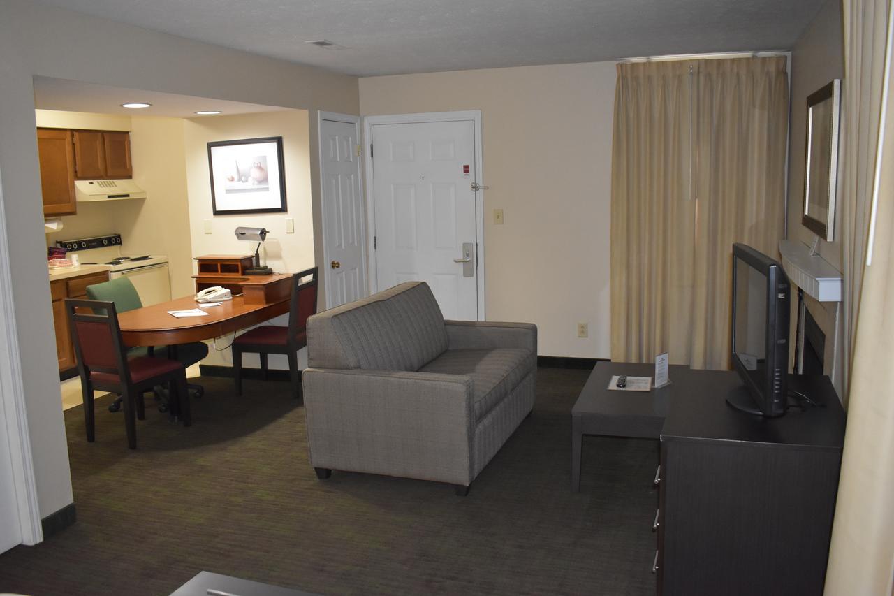 Hawthorn Suites Dayton South Майамисберг Экстерьер фото