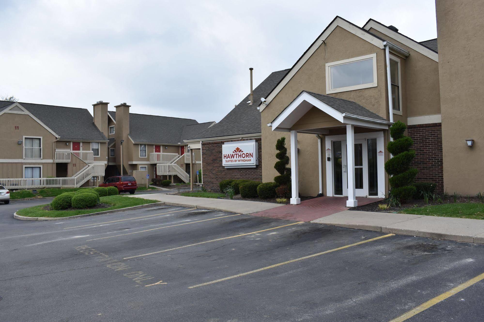 Hawthorn Suites Dayton South Майамисберг Экстерьер фото