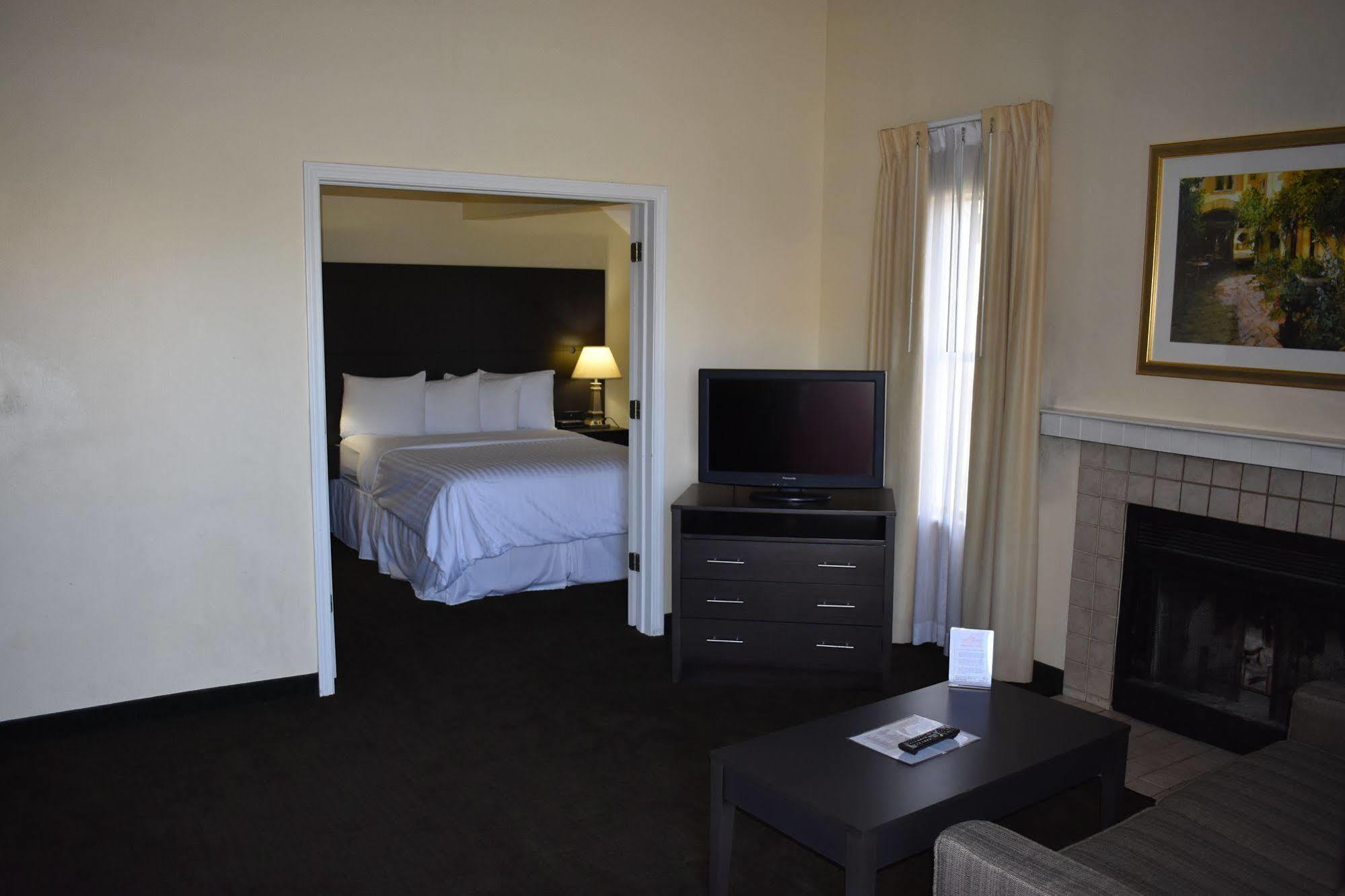 Hawthorn Suites Dayton South Майамисберг Экстерьер фото
