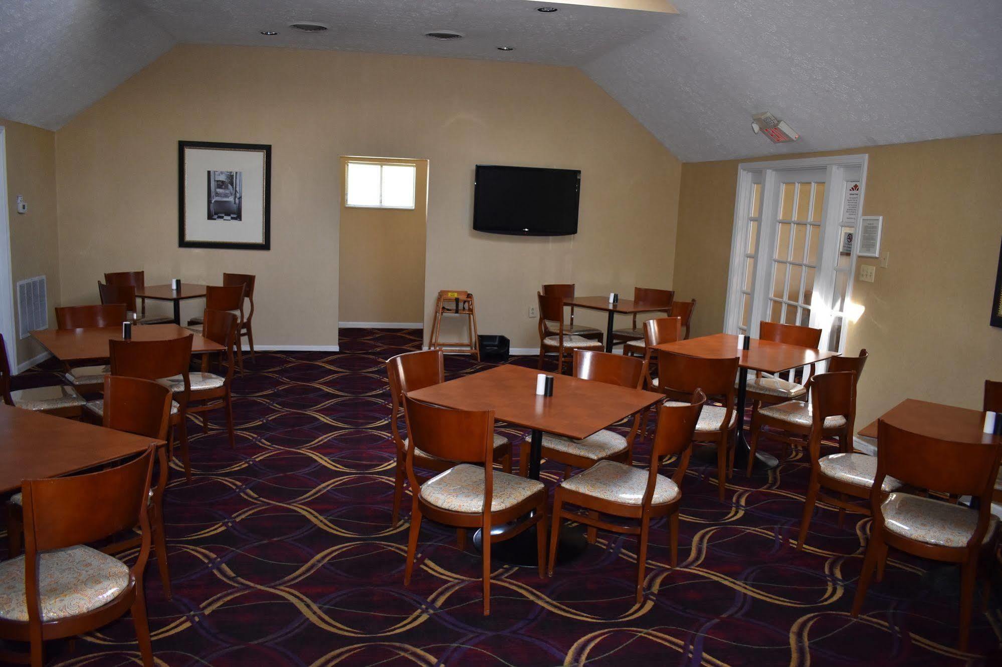 Hawthorn Suites Dayton South Майамисберг Экстерьер фото